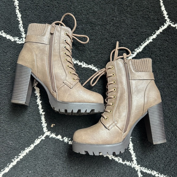 Dream Pairs Brown Khaki Beige Leather Combat Heeled Moto Boots - Picture 5 of 8